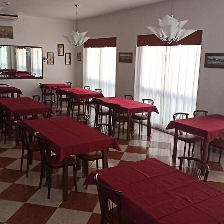 Hotel Danubio Белларія-Іджеа-Марина Екстер'єр фото